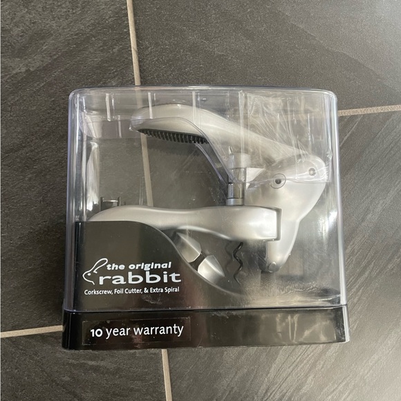 NWT!! Rabbit Corkscrew & Foil Cutter - Picture 2 of 5